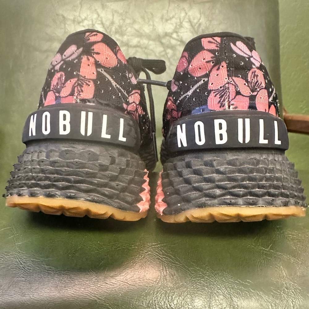 NoBull Rip Stop Running shoe- Cherry Blossom design. Women’s 6